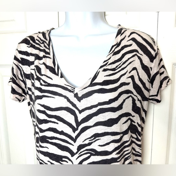 RAILS Cara Tiger Striped VNeck Tee T-Shirt Top Ivory Black Linen Blends Blouse - Picture 6 of 16